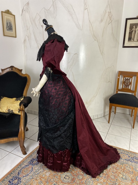 15 antique dinner dress 1892