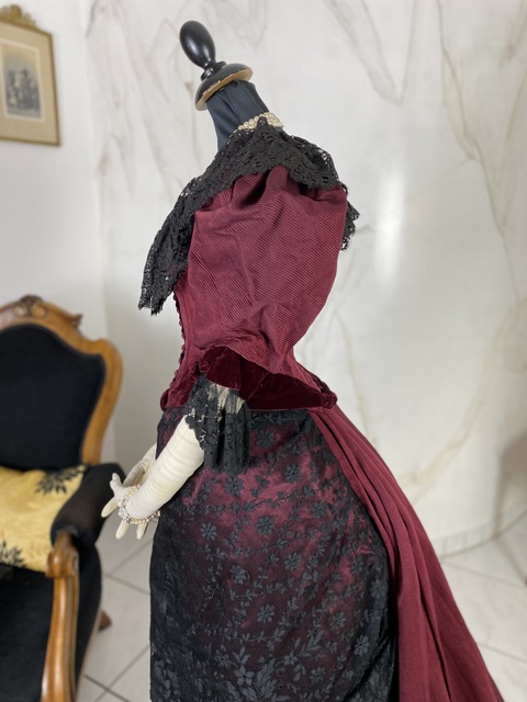 16 antique dinner dress 1892