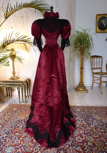 antikes Kleid, Kleid 1890, Kleid 1892, antike Kleidung kaufen, antikes Kleid kaufen, Mode um 1890, viktorianisches Kleid, antike Kleidung