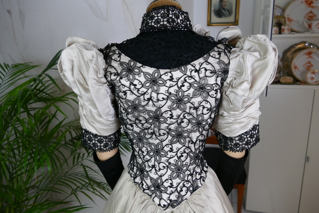 17 antique evening gown 1893