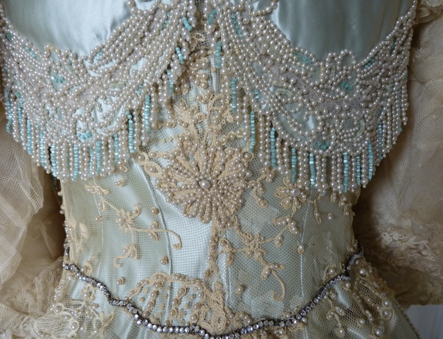 10a antique ball dress Worth 1894
