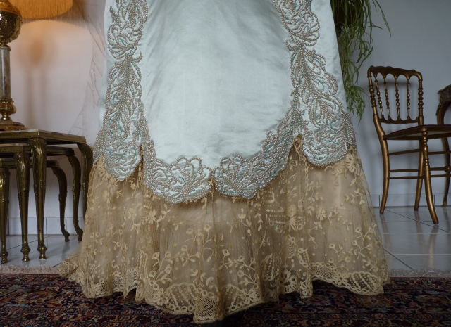 12 antique evening gown Worth 1894