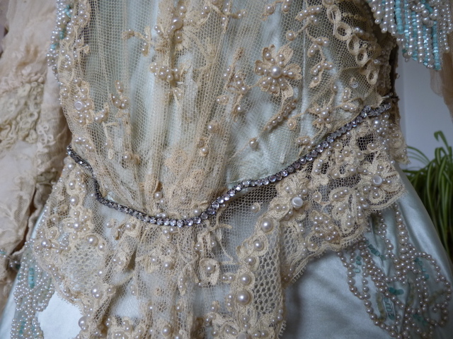 22 antique evening gown Worth 1894