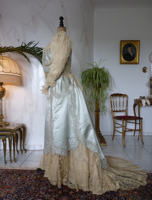28 antikes Kleid Worth 1894