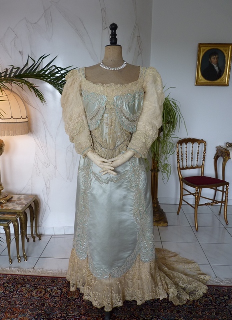 36 antikes Kleid Worth 1894