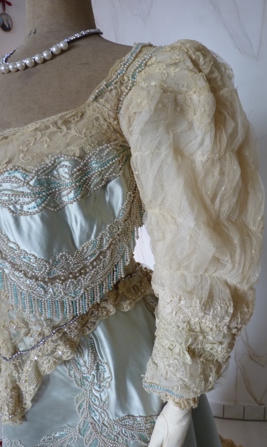 5 antique evening gown Worth 1894
