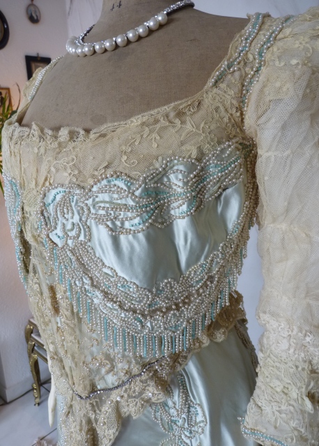 6 antique evening gown Worth 1894