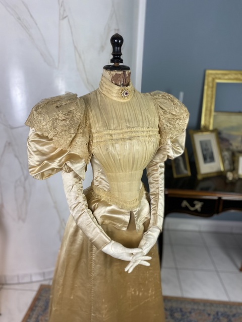 6 antique dinner dress 1895