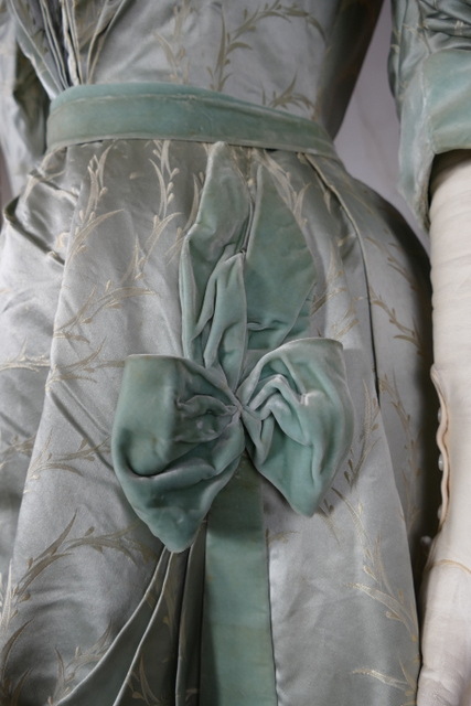 12 antique reception gown 1895