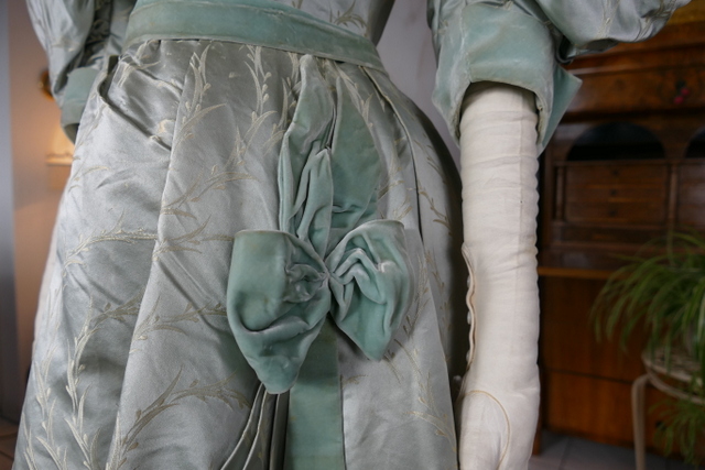 13 antique reception gown 1895
