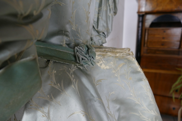20 antique reception gown 1895