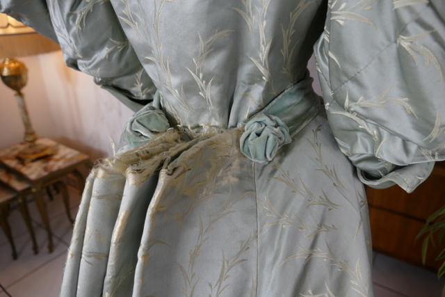 23 antique reception gown 1895