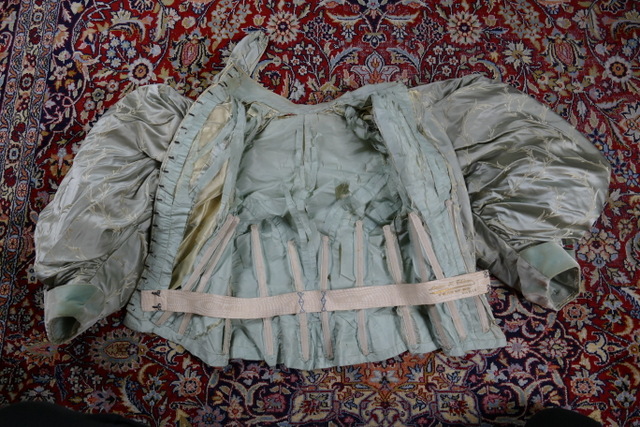 33 antique reception gown 1895