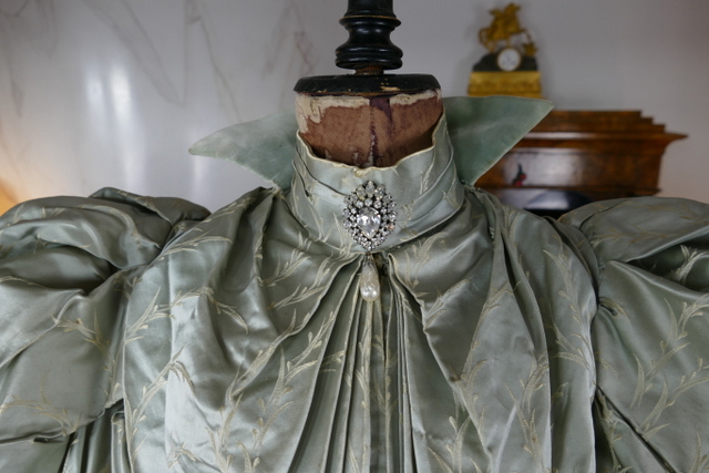 4 antique reception gown 1895