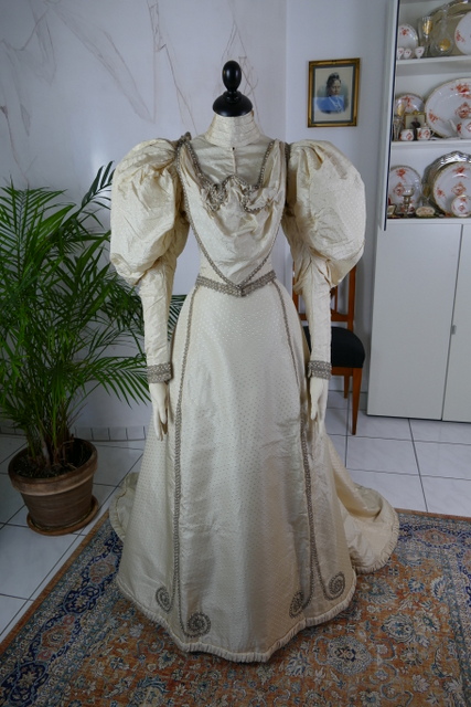 14 antique wedding dress 1895