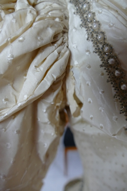 200 antique wedding dress 1895