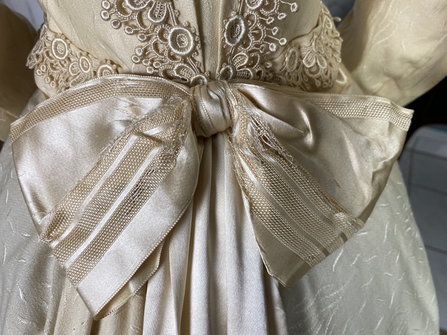 16 antique wedding dress 1895