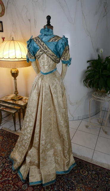 36 antique evening gown 1895