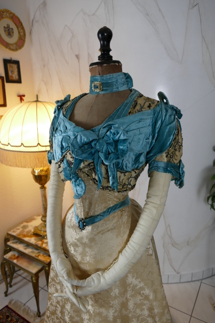 3 antique evening gown 1895