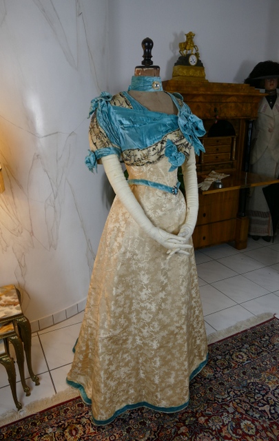 7 antique evening gown 1895