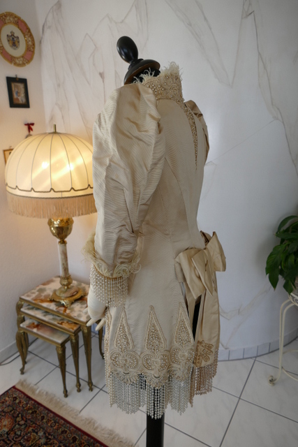 24 antique silk jacket 1895