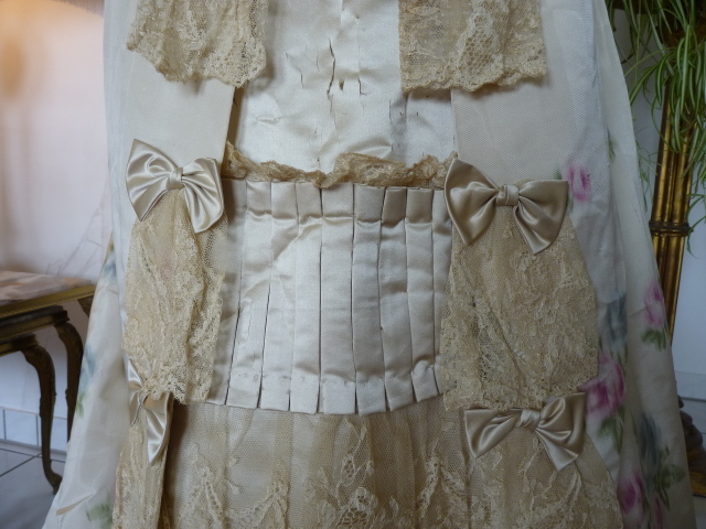 12 antique evening gown Henriette Tissier 1895