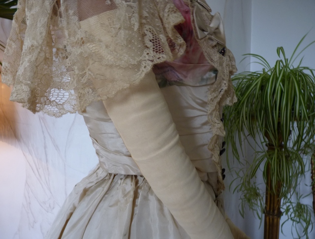 19 antique evening gown Henriette Tissier 1895