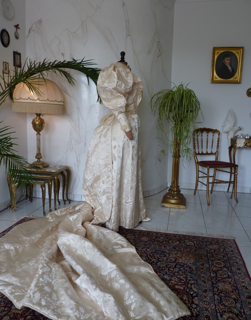 15 antikes Hochzeitskleid 1895