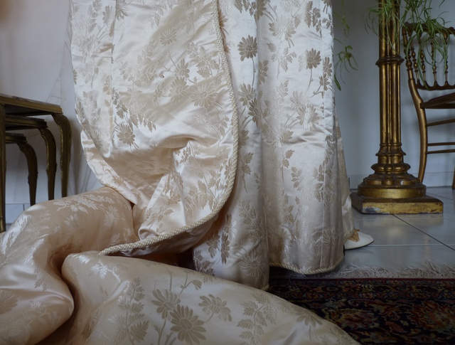 19 antikes Hochzeitskleid 1895