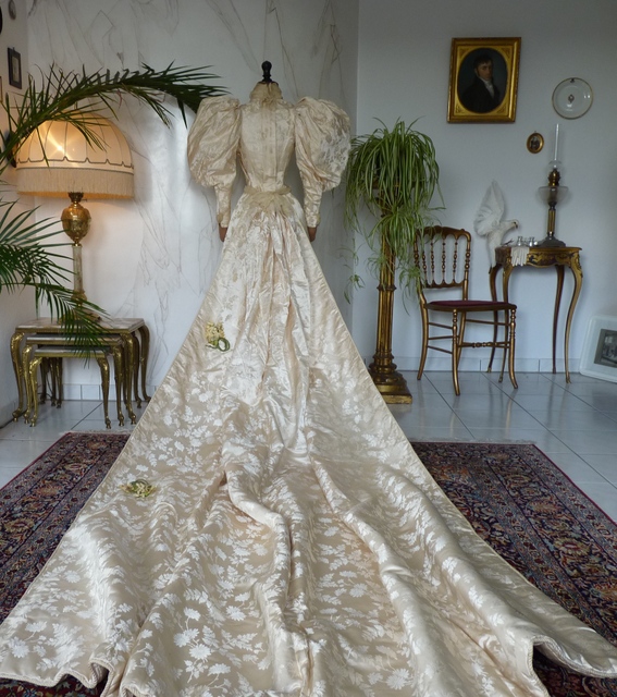 30 antikes Hochzeitskleid 1895