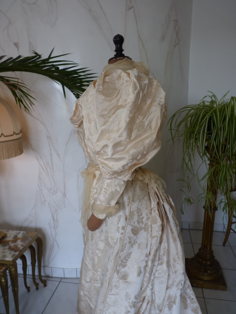 36 antikes Hochzeitskleid 1895