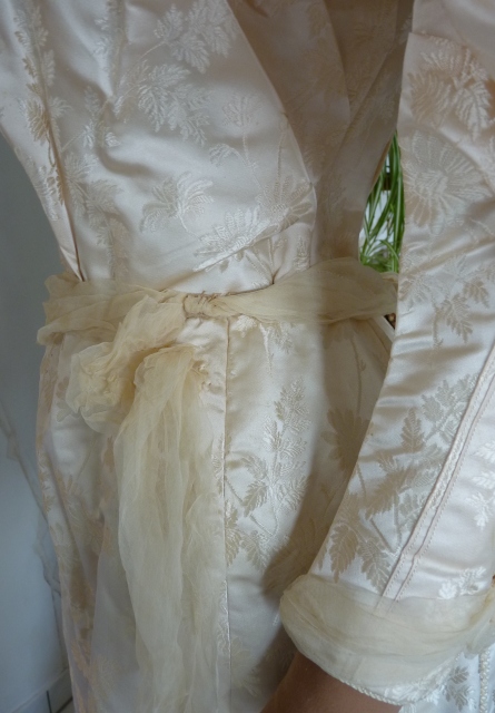 38 antikes Hochzeitskleid 1895