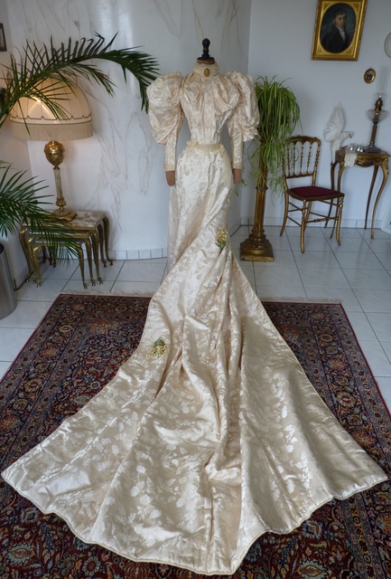 39 antikes Hochzeitskleid 1895