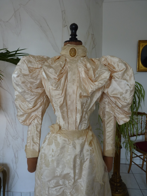 3 antikes Hochzeitskleid 1895