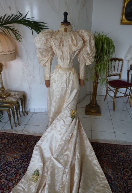 40 antikes Hochzeitskleid 1895