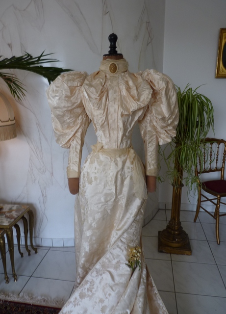 41 antikes Hochzeitskleid 1895