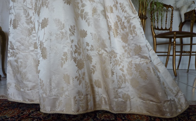 53 antique bridal gown 1895