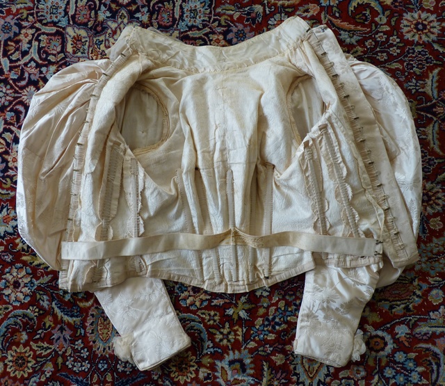 59 antique bridal gown 1895