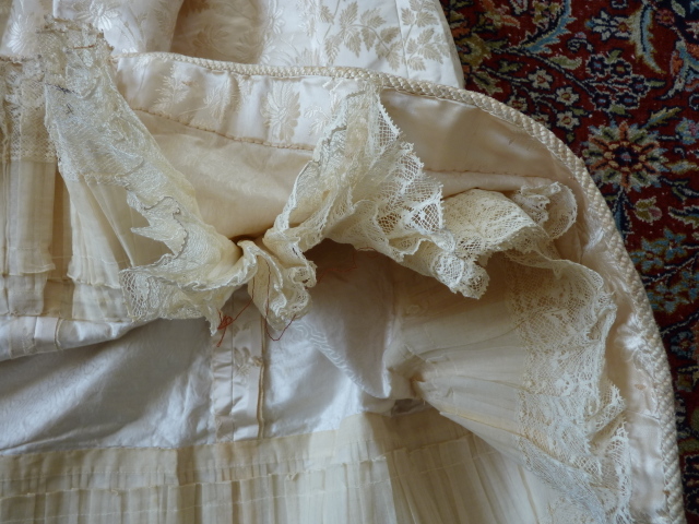 62 antique bridal gown 1895