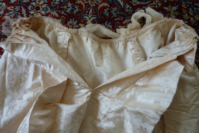63 antique bridal gown 1895