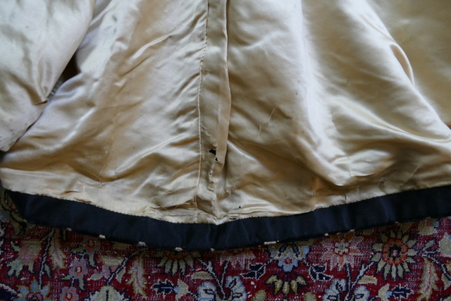 39a antique opera coat worth 1896