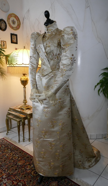 15 antique dress Maison Lipmann 1896