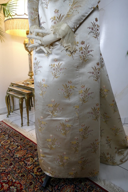 16 antique dress Maison Lipmann 1896