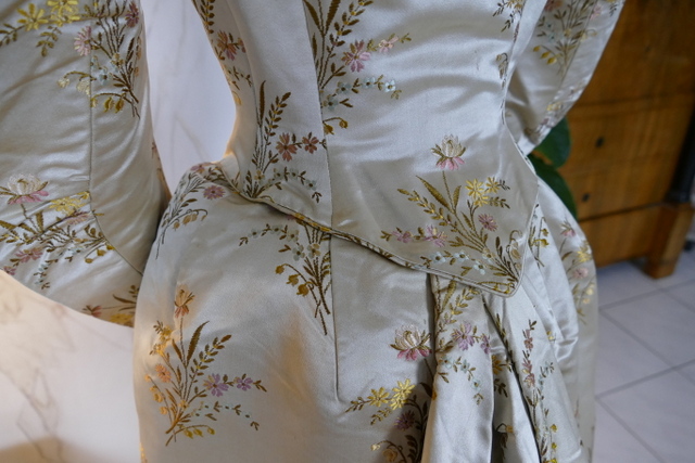 32 antique dress Maison Lipmann 1896
