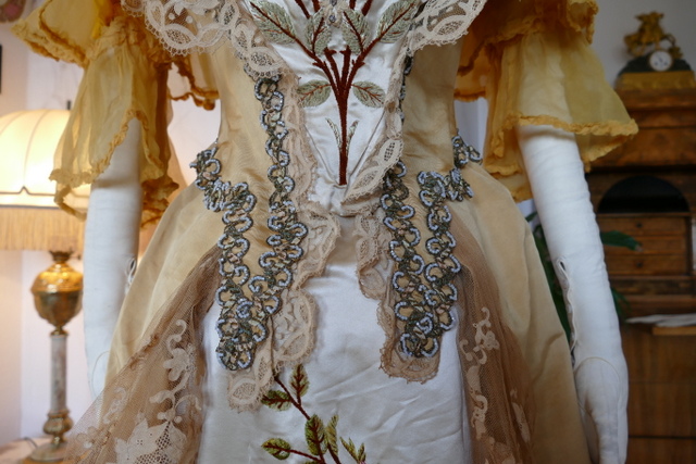 12 antique evening dress Elisabeth Schwarzkopf 1897