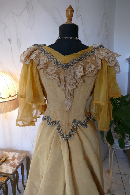 37 antique evening dress Elisabeth Schwarzkopf 1897