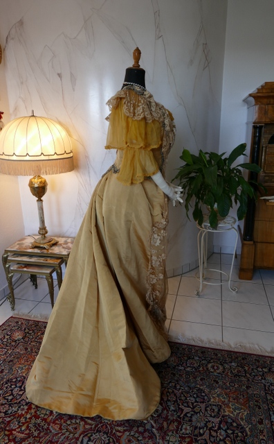 40 antique evening dress Elisabeth Schwarzkopf 1897