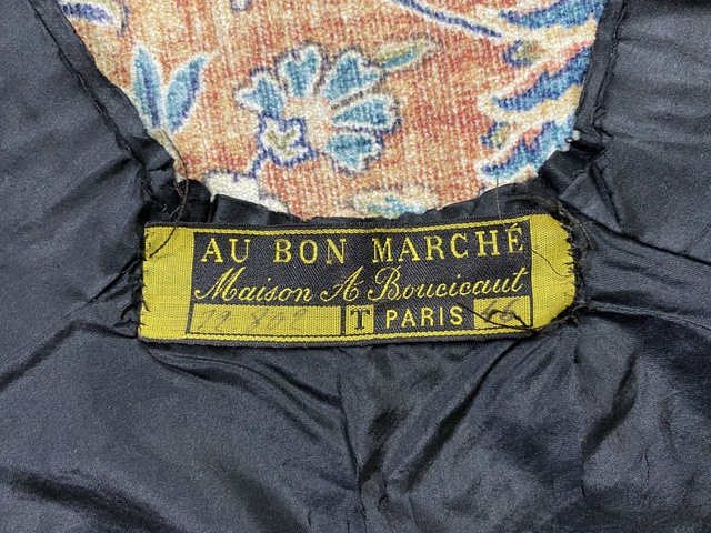 1 antique cape Au Bon Marche 1898