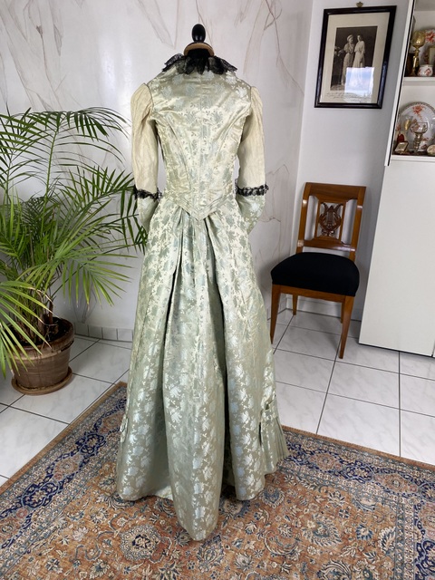 14 antique dinner dress 1898