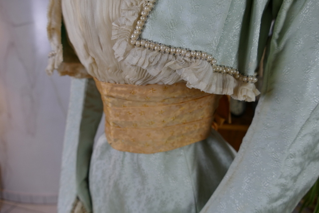 13 antique promenade gown Marie Robel 1898